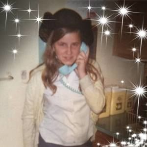 Meet your Posher, Diana